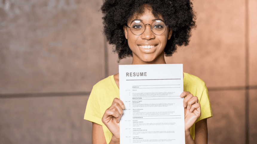 How to Write a CV With No Experience in 2025 (Examples)